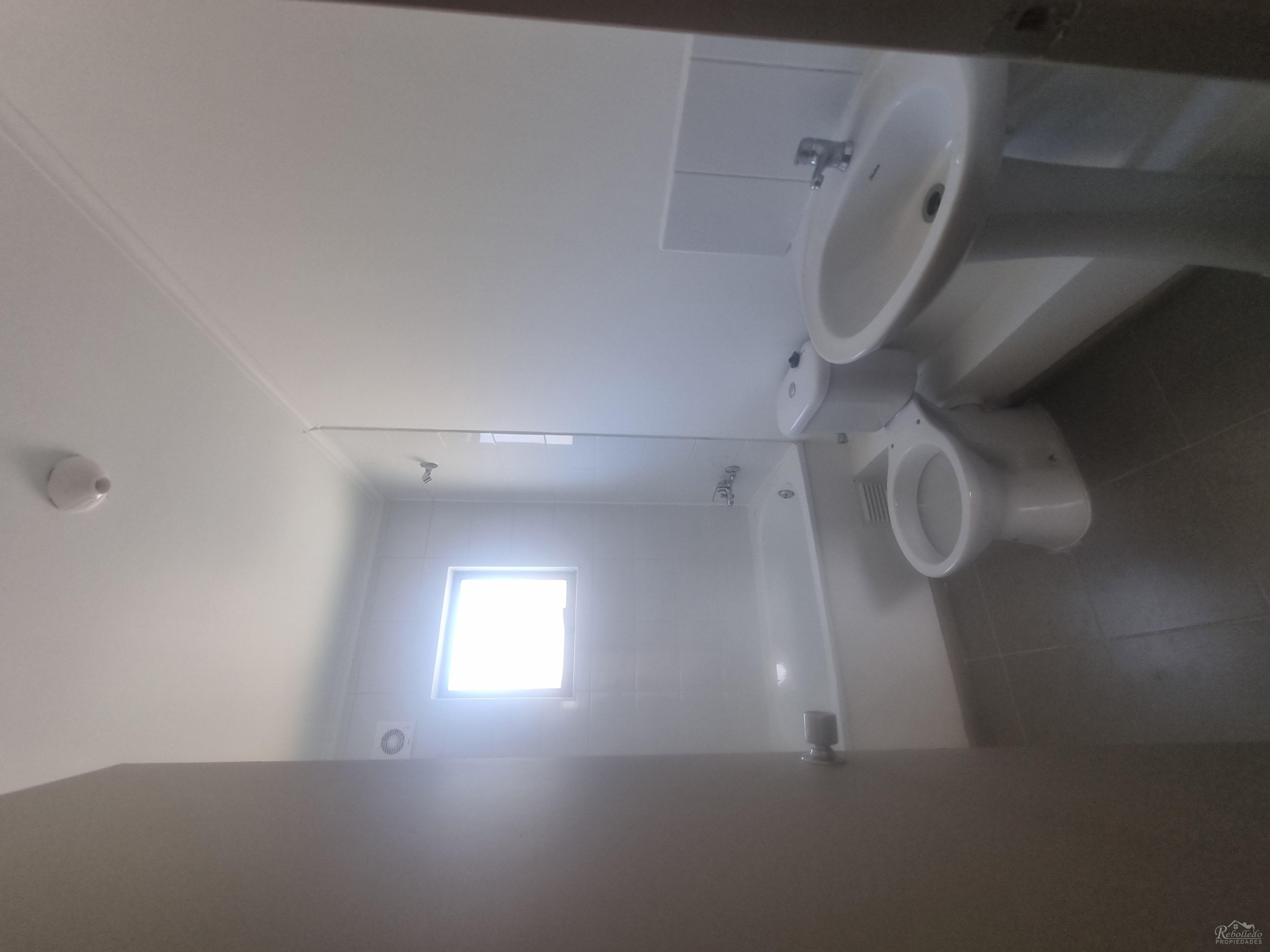 CASA EN BARRIO BICENTENARIO